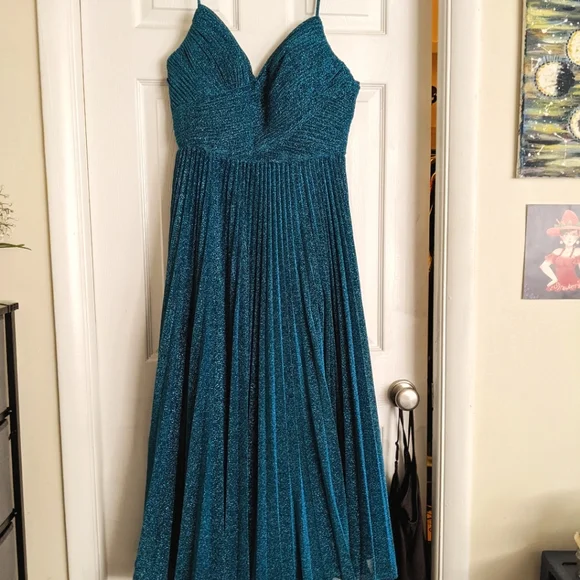 ASOS Curve | Dresses | Bridesmaid Or Prom Dress Glittery Formal Gown |  Poshmark